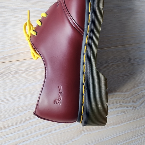 Dr Martens 1461 SMOOTH LEATHER OXFORD SHOES US9 Cherry Red. Unisex. - Picture 5 of 16